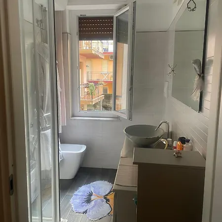 Cosy Flat Few Minutes Walk From Ariston Apartamento *